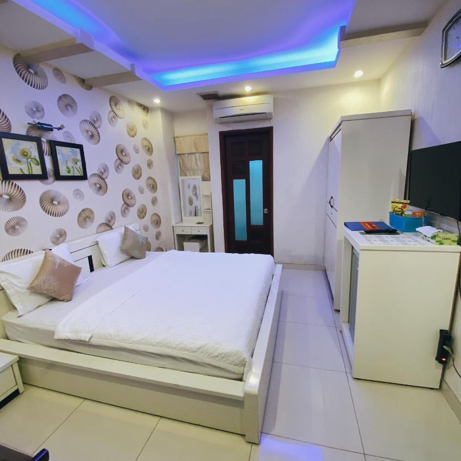 Redflower Hotel Хошимин Екстериор снимка